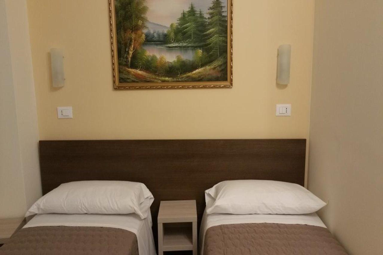 Hotel Tommaseo Janov Exteriér fotografie