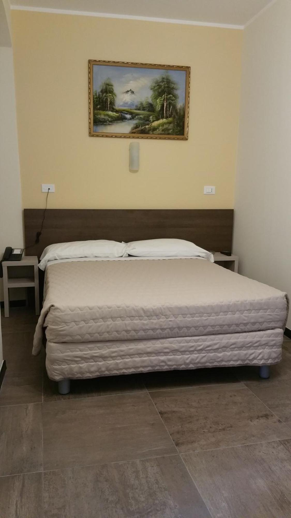 Hotel Tommaseo Janov Pokoj fotografie